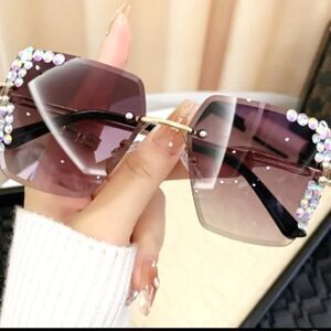 Sparkling Rhinestone Rimless Sunglasses. Gradient Lenses With Metal Frames NWT